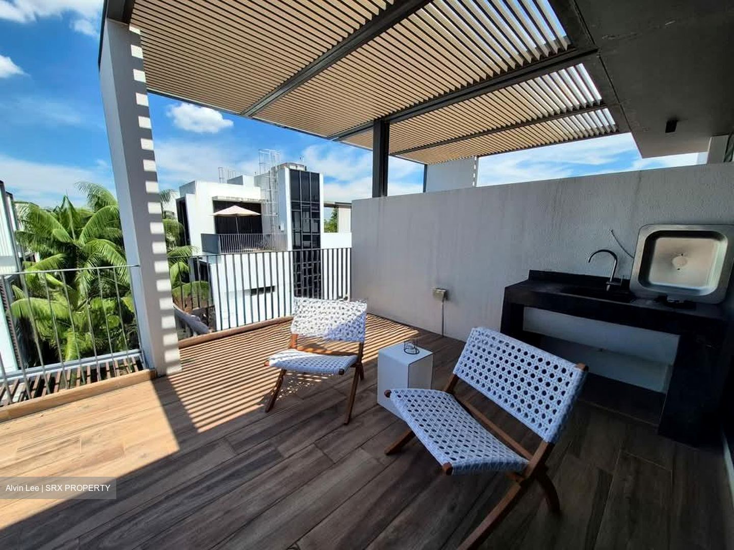 Alana (D28), Terrace #585661461